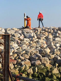 Installation of breakwater navigation lights