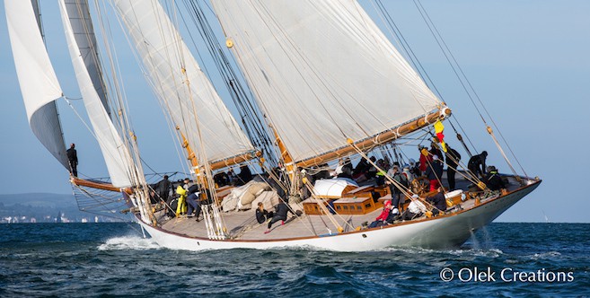 Round the Island Race 2015 Credit Olek Creations