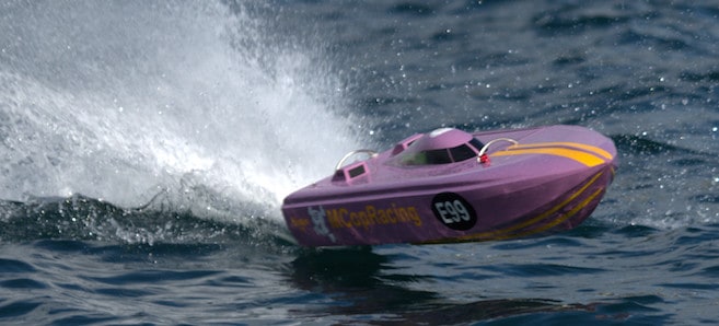 OMRA model powerboat racing