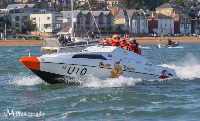 Cowes Torquay Cowes Powerboat Race 2015 - image credit Malc Attrill