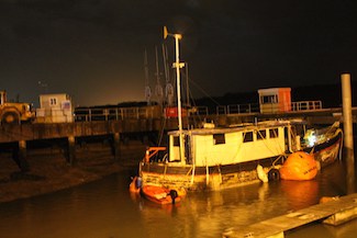 Salvage operation on River Medina